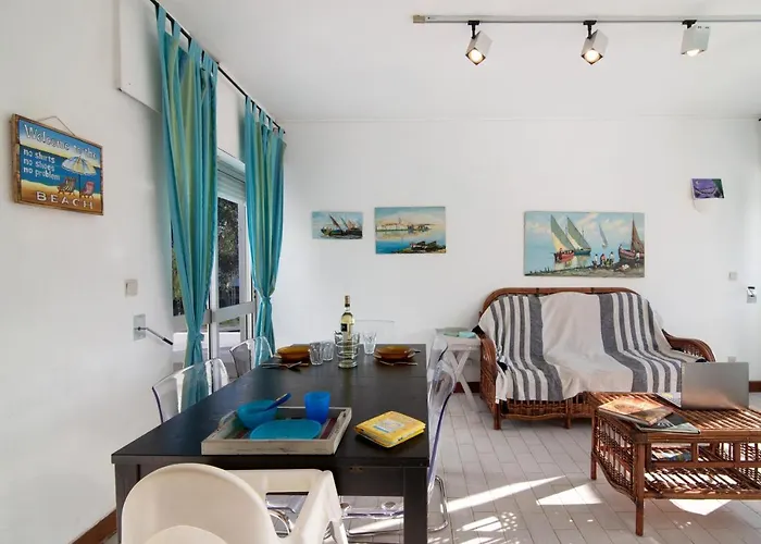 Good Wave House