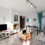 Apartment Good Wave House *