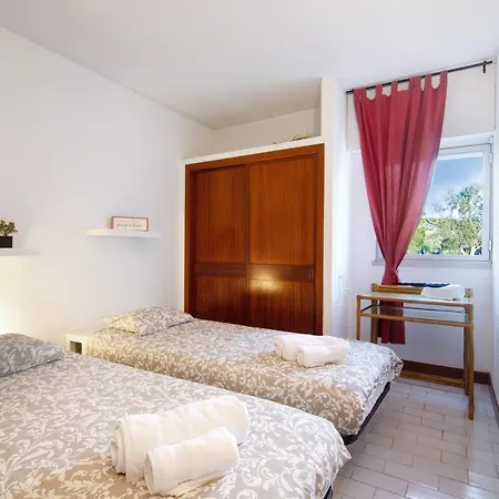 アパート Good Wave House