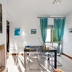 Good Wave House